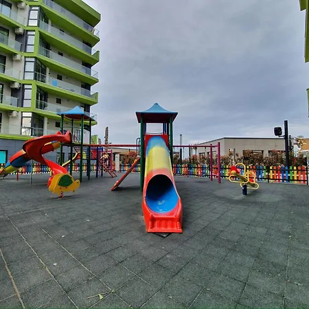 Adela - Pool & * Năvodari