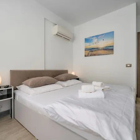 Appartement Adela - Pool &