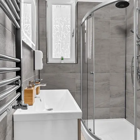 Appartement Adela - Pool & Năvodari