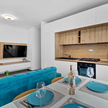 Appartement Adela - Pool & Năvodari