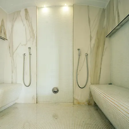 Adela - Pool & Appartement