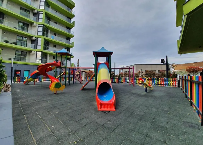 Adela - Pool & * Năvodari