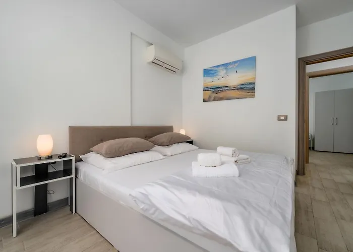 Appartamento Adela - Pool &