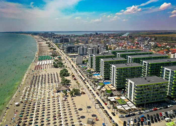 Adela - Pool & Năvodari